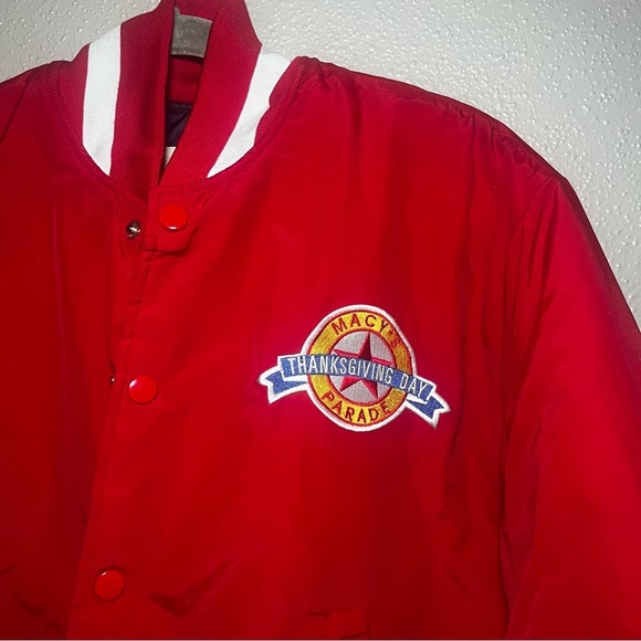 Macys Thanksgiving Day Parade Red Jacket Performance Team Bomber Coat Sz M - Picture 2 of 6